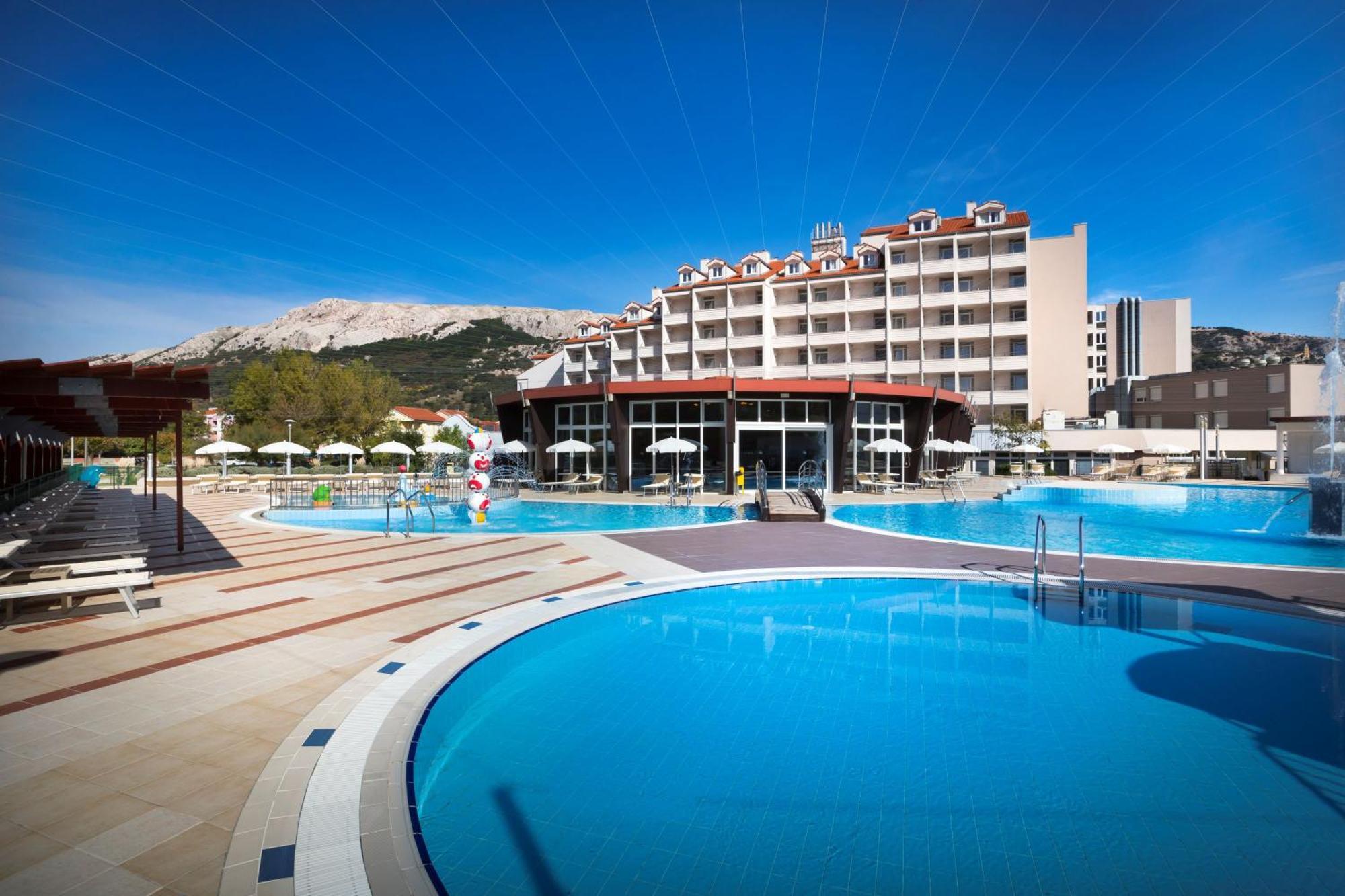 Sunny Baska Hotel By Valamar, Ex Corinthia Baška Exterior foto